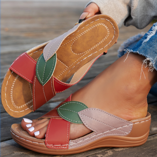 Clara™ – Instapsandalen met bladmotief voor dames